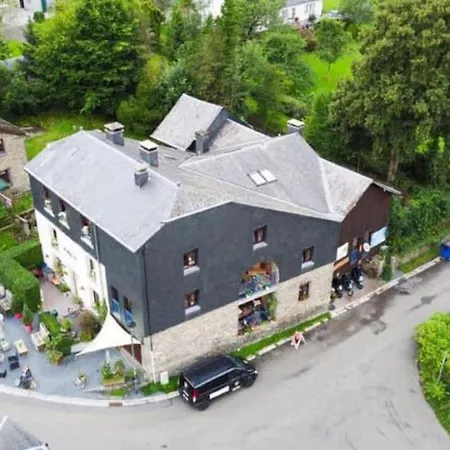 Hondvriendelijke Vakantiewoning Met Jacuzzi Foret D'animaux Ferienhaus Frahan
