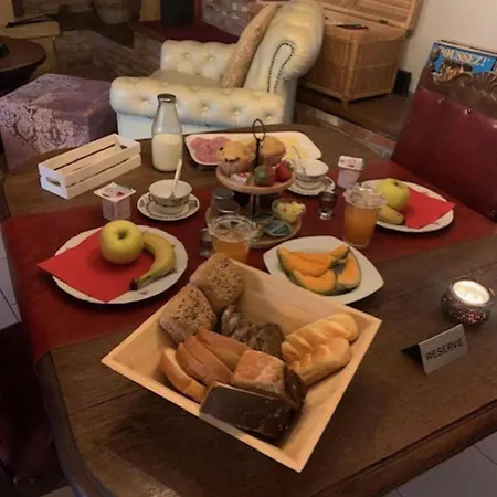 Vakantiewoning Met Jacuzzi Forêt D'animaux Vakantiehuis Frahan