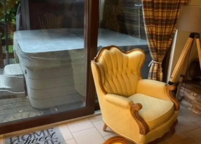 Hondvriendelijke Vakantiewoning Met Jacuzzi Foret D'animaux * Frahan